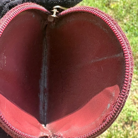 Cartier Coin Pouch with Gold Hardware and COA Preloved - Picture 5 of 8